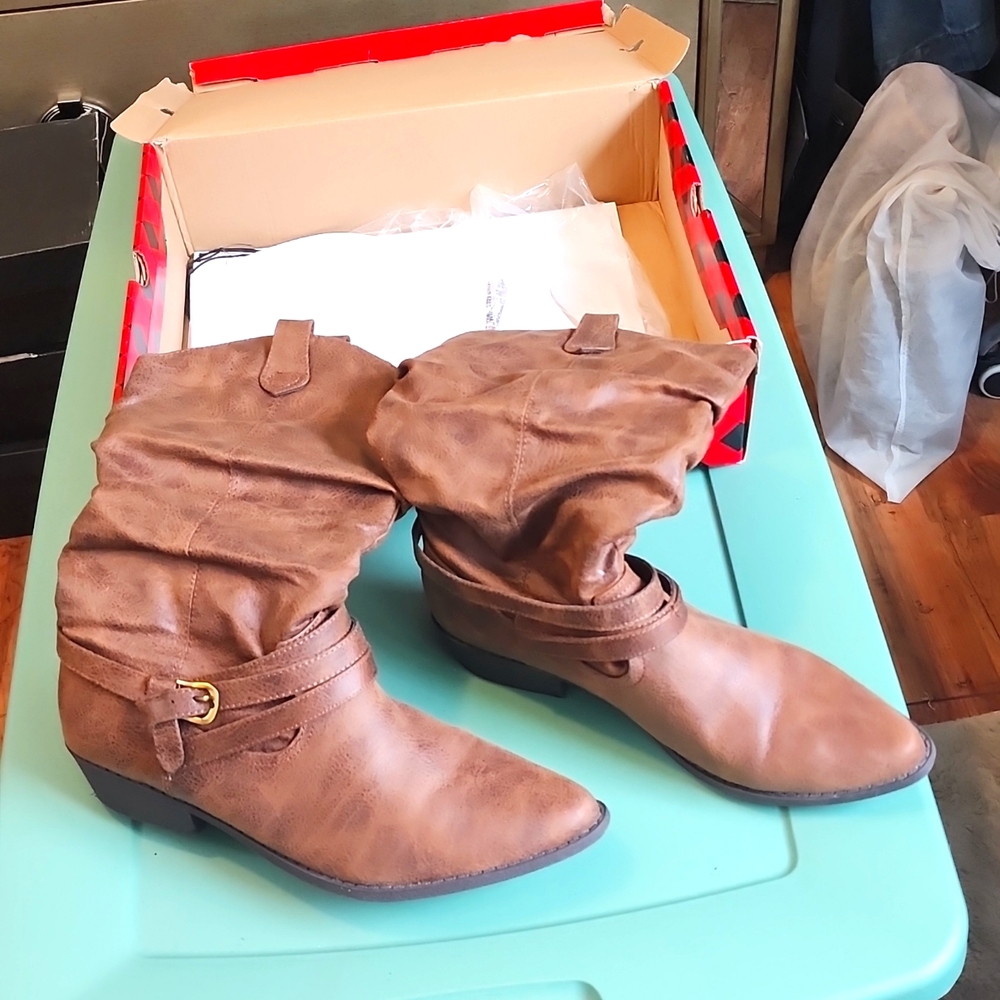 Arizona jeans co Boots